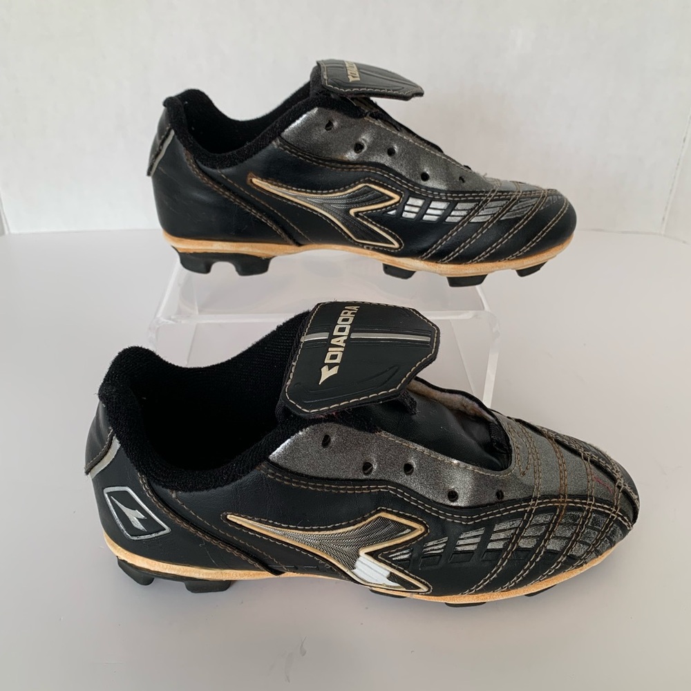 Diadora Cleats Black Silver White Shoes Baseball Boy’s Size 1 - Picture 2 of 16